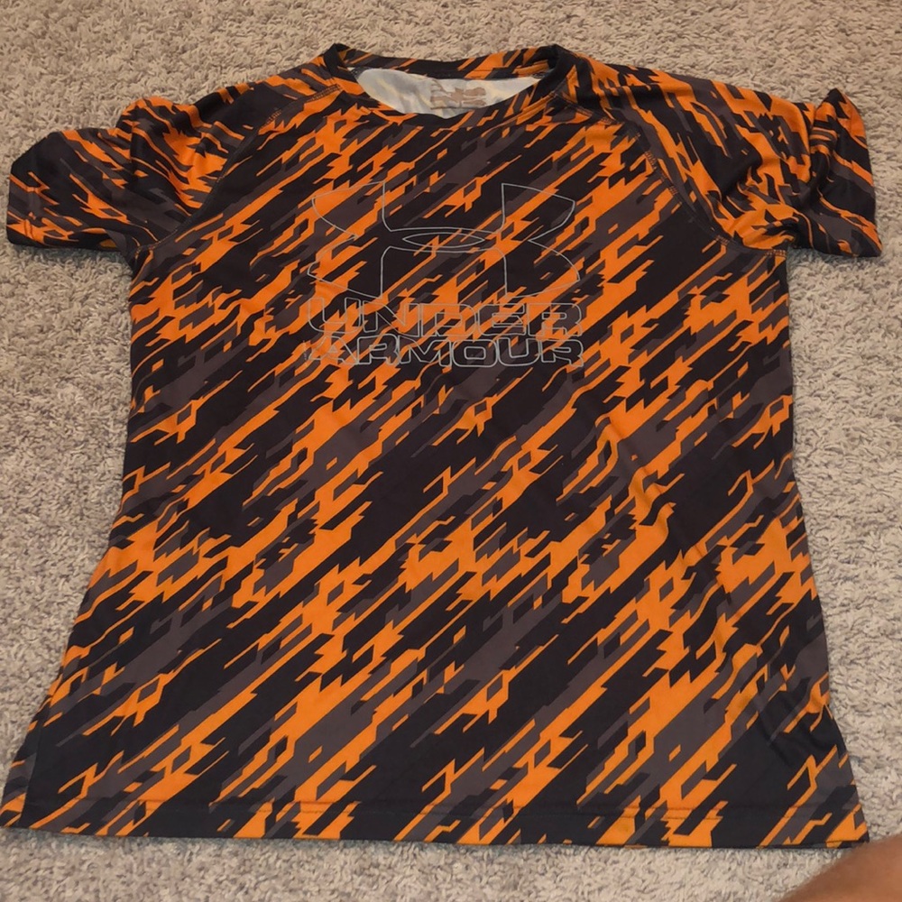 Under amor tshirt Dry fit
